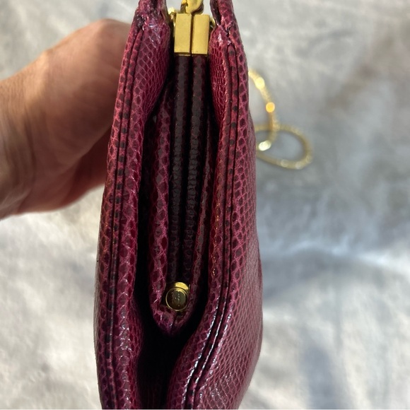 Judith Leiber Lizard Skin Purse with Gold Toned Hardware - Picture 10 of 14